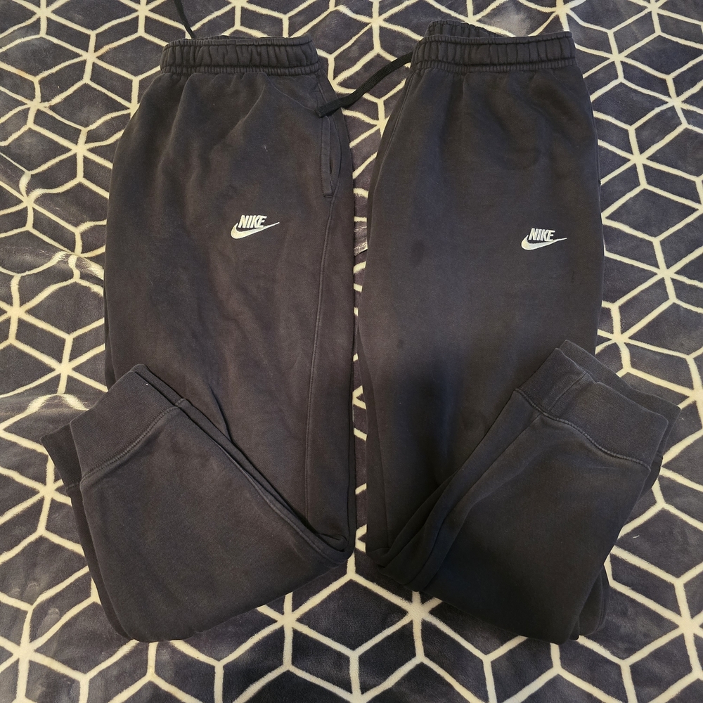 Nike Club Fleece Mens Joggers With Side Pockets